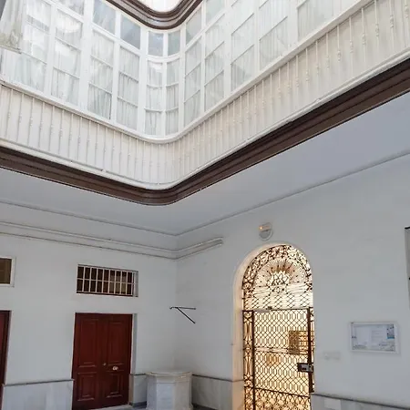 Апартаменты Casa Del Coleccionista By Cadiz4rentals *