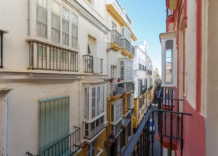 Casa Del Coleccionista By Cadiz4rentals