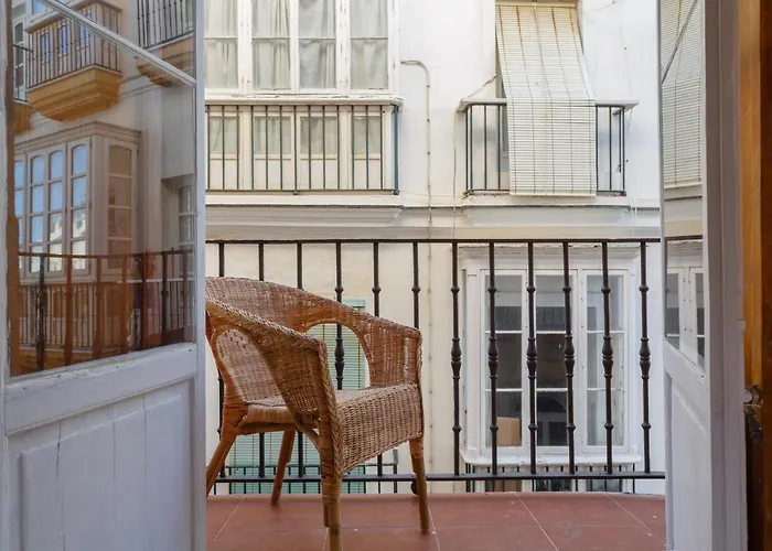 Casa Del Coleccionista By Cadiz4rentals דירה *