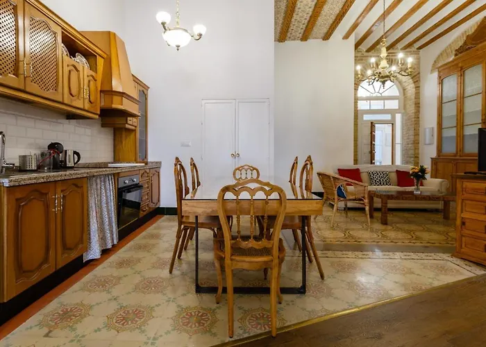 Casa Del Coleccionista By Cadiz4rentals * קדיז