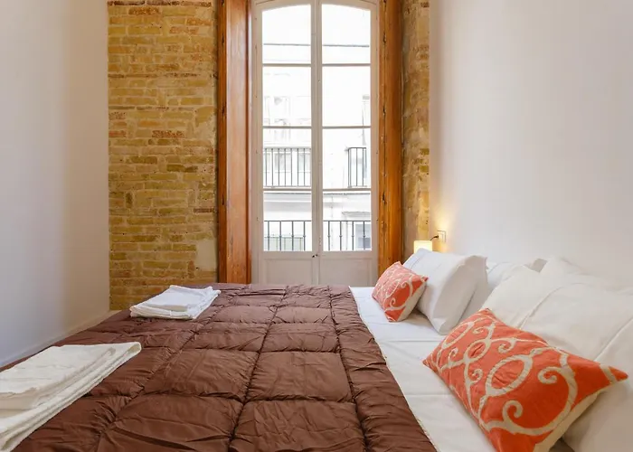 Casa Del Coleccionista By Cadiz4rentals דירה